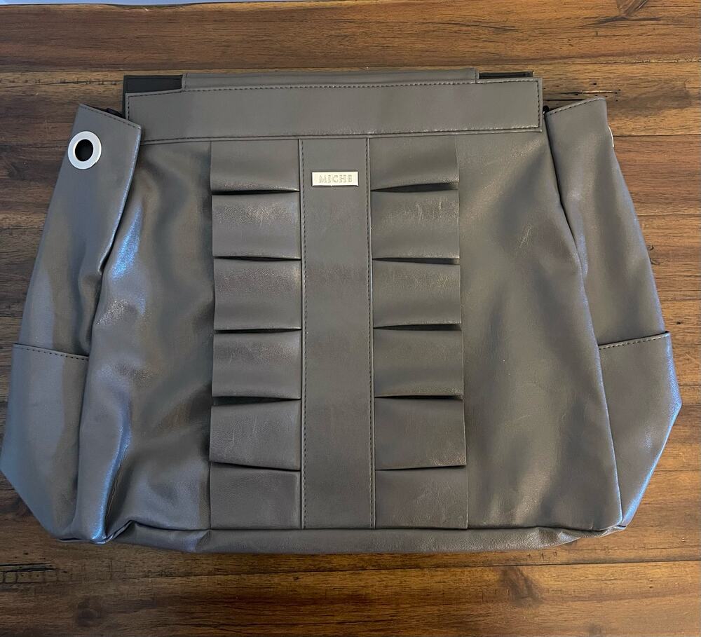 Miche Donna 13" x 18" Gray Vegan Leather Ruffle Detail Purse Cover M060